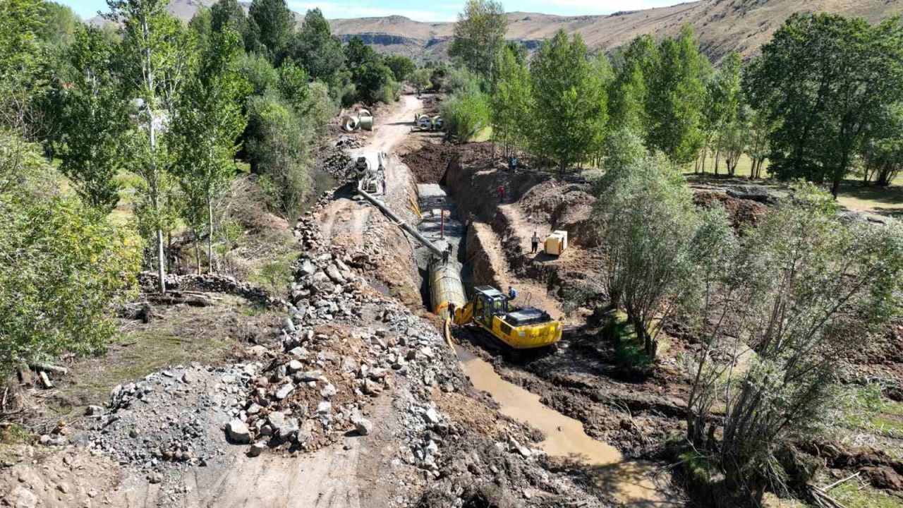 Erciş Pay Sulaması Projesi, 174 bin 50 dekar tarım arazisini suyla buluşturacak