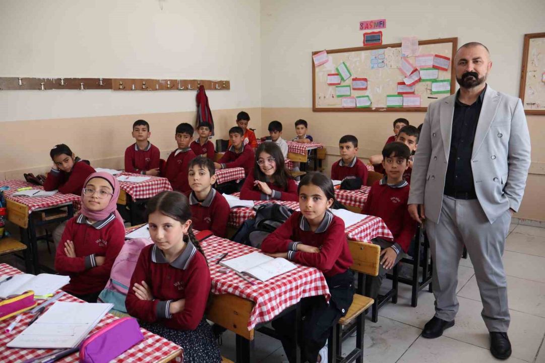 Vanlı öğrenciler matematik olimpiyatlarında dünya şampiyonu oldu