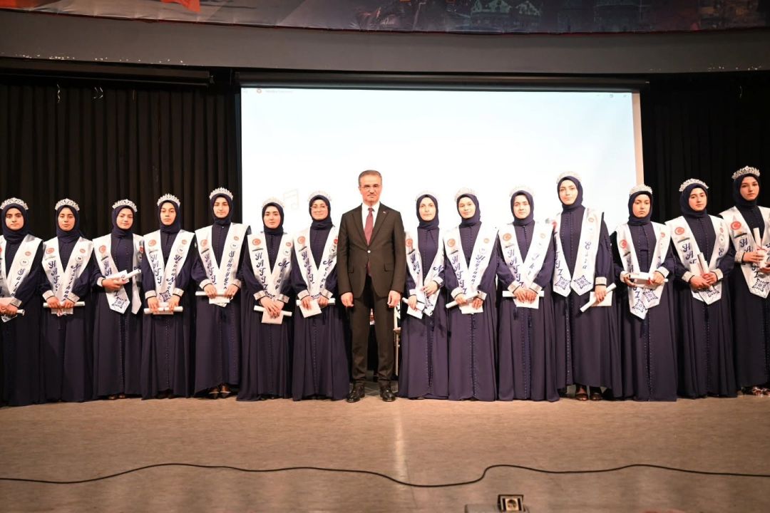 Erzurum'da 75 hafız öğrenci icazet belgesine kavuştu