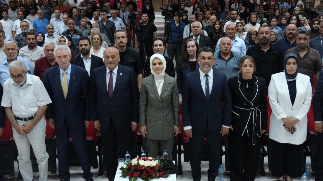 Aile ve Sosyal Hizmetler Bakanı Mahinur Özdemir Göktaş; "Aileyi güçlendiren politikaları sürdürüyoruz"