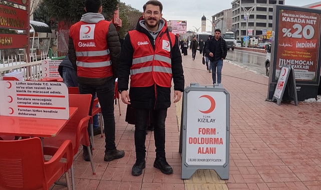 Erciş’te vatandaşlar "Birbirimize Candan Bağlıyız" kampanyası