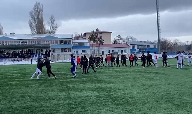 Maç sonrası çıkan arbede sahayı karıştırdı