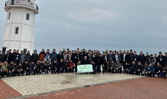 Ağrı’dan öğrencilerin katıldığı “Maziden Atiye Ahlat” Öğrenci Programı Başladı