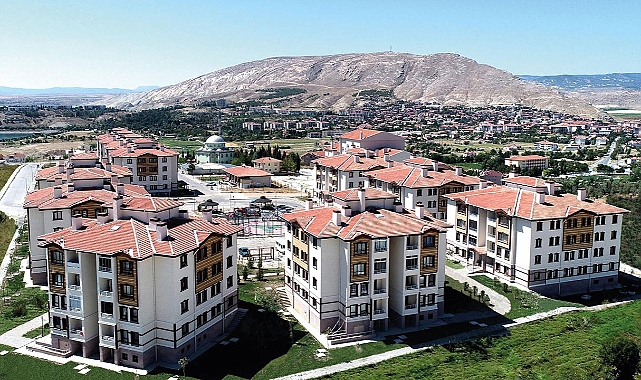 TOKİ 26 ilde konut ve 29 ilde iş yeri satışa sunuyor.