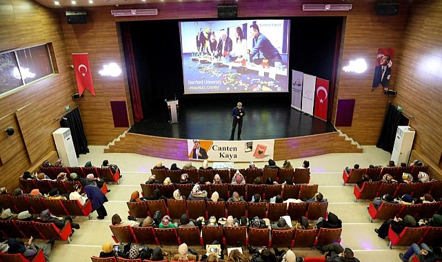 Van’da eğitimcilere ‘Lider öğretmen’ söyleşisi