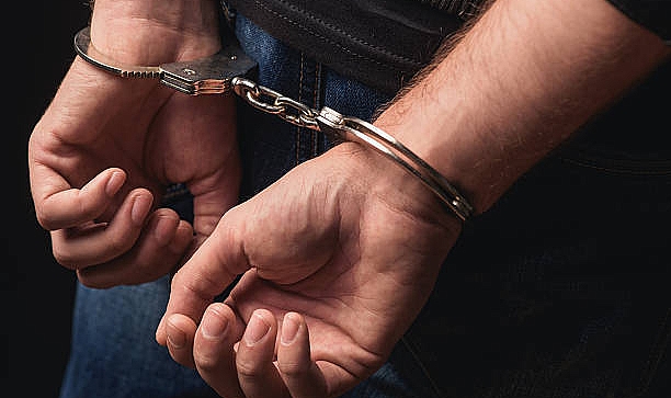 Yurt dışına kaçmaya çalışan 10 terörist yakalandı
