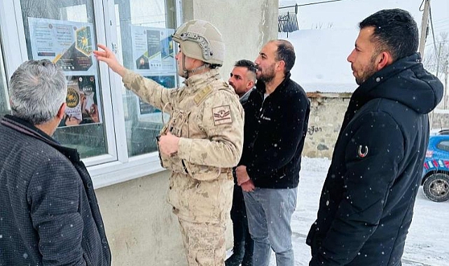Ağrı'da dolandırıcılık suçlarına karşı jandarma bilgilendirme yaptı