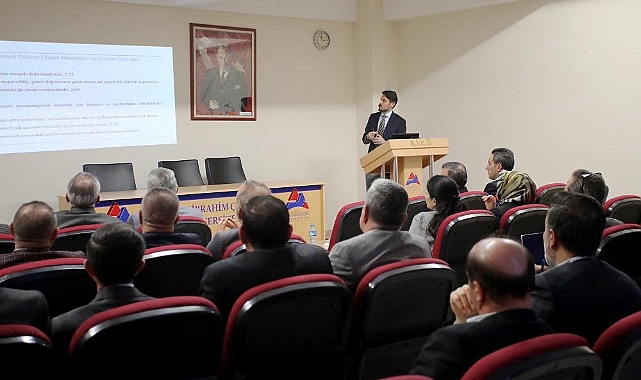 AİÇÜ'de Memnuniyet Anketi Değerlendirme Toplantısı Düzenlendi