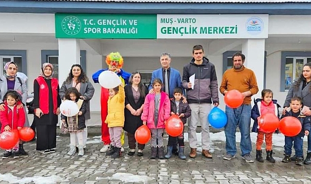 Muş'ta spor aktivitelere katılan özel öğrencilerden renkli görüntüler
