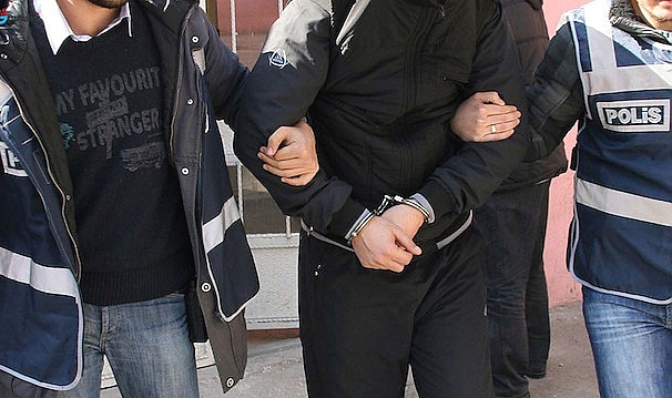 Van'da terör operasyonu: 13 şahıs hakkında yasal işlem yapıldı
