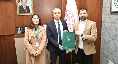 Yeşilay Ağrı Şube Başkanı Aslan’dan, Müdür Kökrek'e ziyaret