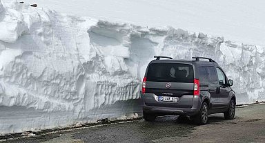 Ardahan'da kar, İki Metreye Ulaştı