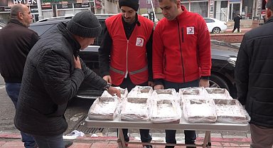 Erciş'te camiler doldu taştı
