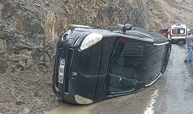 Hakkari'de trafik kazası: 5 yaralı