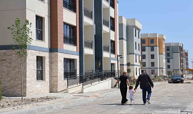 TOKİ'nin Refahiye'de 214 konutluk projesinin ihalesi yapıldı