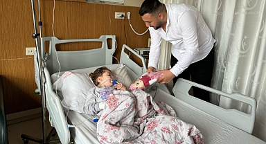 UDER, Bayram Sevincini Ağrı'daki Çocuklarla Paylaştı