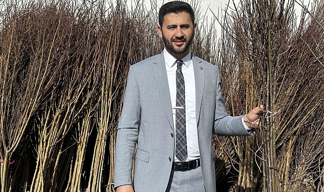 Yüksekova'da çiftçilere meyve fidanı desteği
