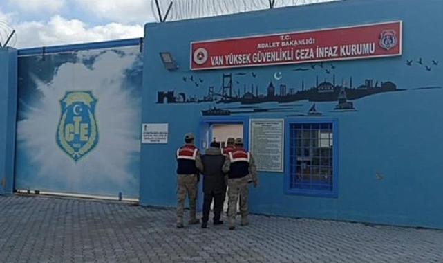 Jandarma Van'da terör operasyonu gerçekleştirdi