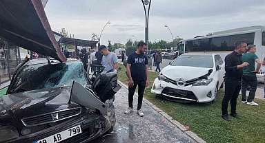 Malatya'da kontrolden çıkan kamyon ortalığı savaş alanına çevirdi