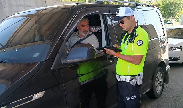 Ağrı’da Bayram tatili süresince trafik denetimi ve kontrolleri devam ediyor