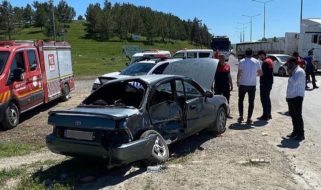 Ağrı'da kontrolden çıkan araç kazaya neden oldu: 4 kişi yaralandı