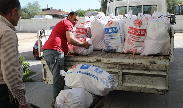 Erciş’te ihtiyaç sahiplerine yardım kolisi