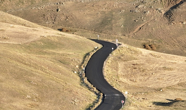 Ağrı’nın kırsal altyapısı güçleniyor