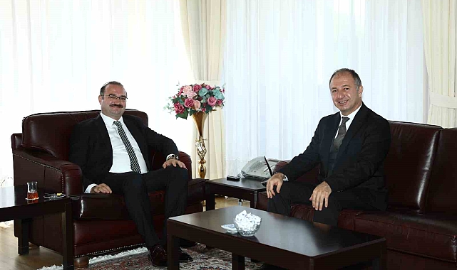Hacımüftüoğlu'ndan Birlikte Çalışmanın Gücüne Dair İpuçları