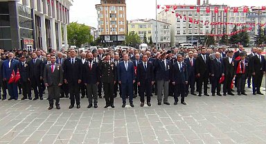Kars'ta Gaziler günü için tören düzenlendi