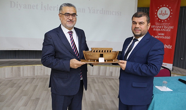 Diyanet İşleri Başkan Yardımcısı Kadir Dinç, Din Görevlileriyle Buluştu