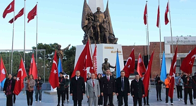 Manisa’da 24 Kasım Öğretmenler Günü kutlandı
