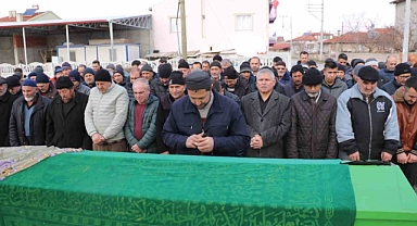 23 yaşındaki öğretmen kazada hayatını kaybetti