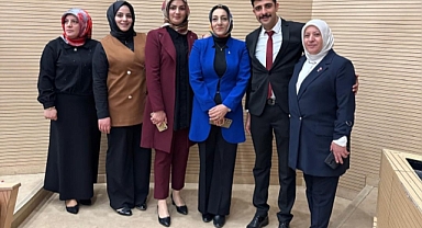 AK Parti Erciş İlçe Kadın Kolları Başkanı Vildan Or'dan Fırat Halifeoğlu'na Kutlama Mesajı