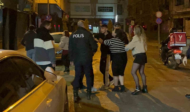 Alkollü mekanda kavga eden 3 kadın gözaltına alındı