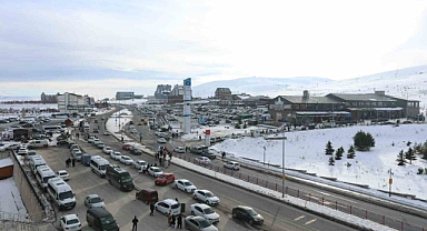 Başkan Büyükkılıç’tan Erciyes’e davet