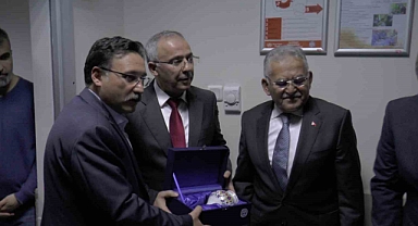 ERÜ’de yeni alınan ‘anjiyografi’ ve ‘ultrasonografi’ cihazı hizmete başladı
