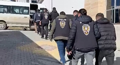 Kütahya’da yasa dışı bahis operasyonunda gözaltına alınan 5 şüpheli adli kontrol şartıyla serbest