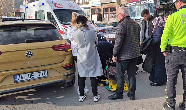 Otomobil yayaya çarptı: 1 yaralı