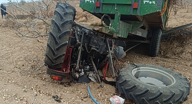 Şanlıurfa’da traktör devrildi: 3 yaralı