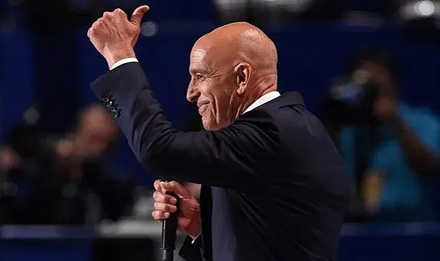 Tom Barrack kimdir?