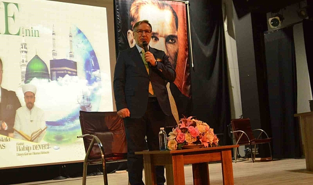 Prof. Dr. Karataş Tavşanlı’da Mekke’nin Fethi’ni anlattı