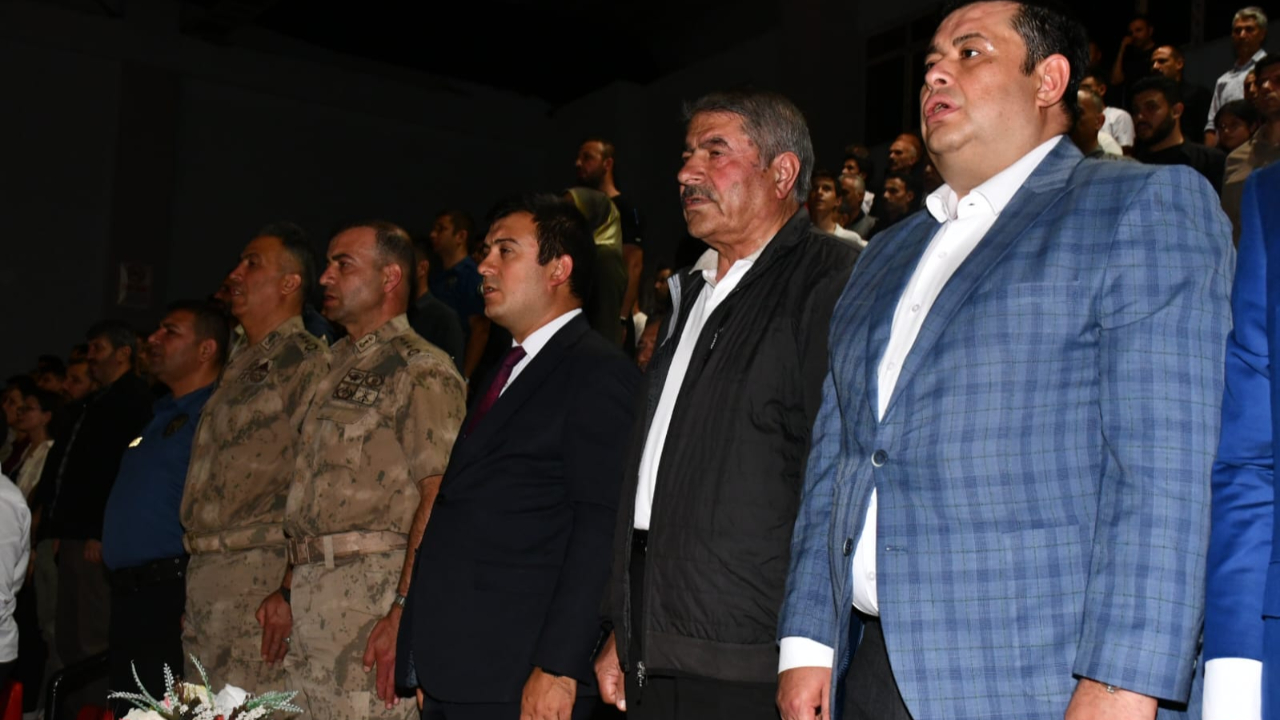 Patnos 15 Temmuz Demokrasi ve Milli Birlik Günü'nde Tek Yürek