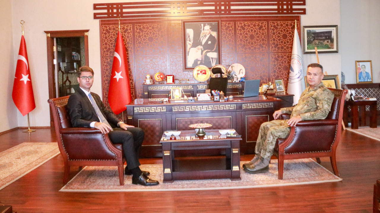 Tuğgeneral Akkaş'tan Karaloğlu'na Veda Ziyareti