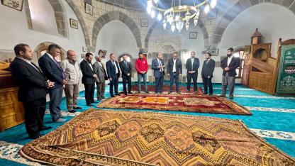 Ağrı’da Asırlık Halılar Gün Yüzüne Çıktı (Videolu Haber)