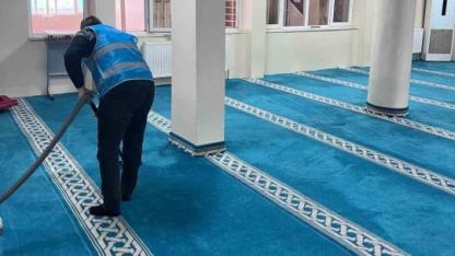 Camilerde Ramazan temizliği