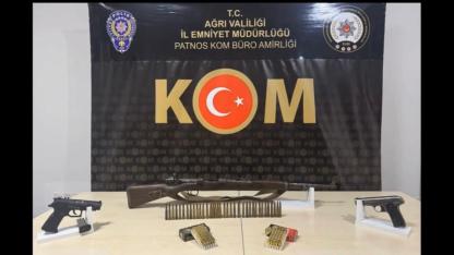 Ağrı’da sigara, akaryakıt ve ruhsatsız silahlar ele geçirildi (Videolu Haber)