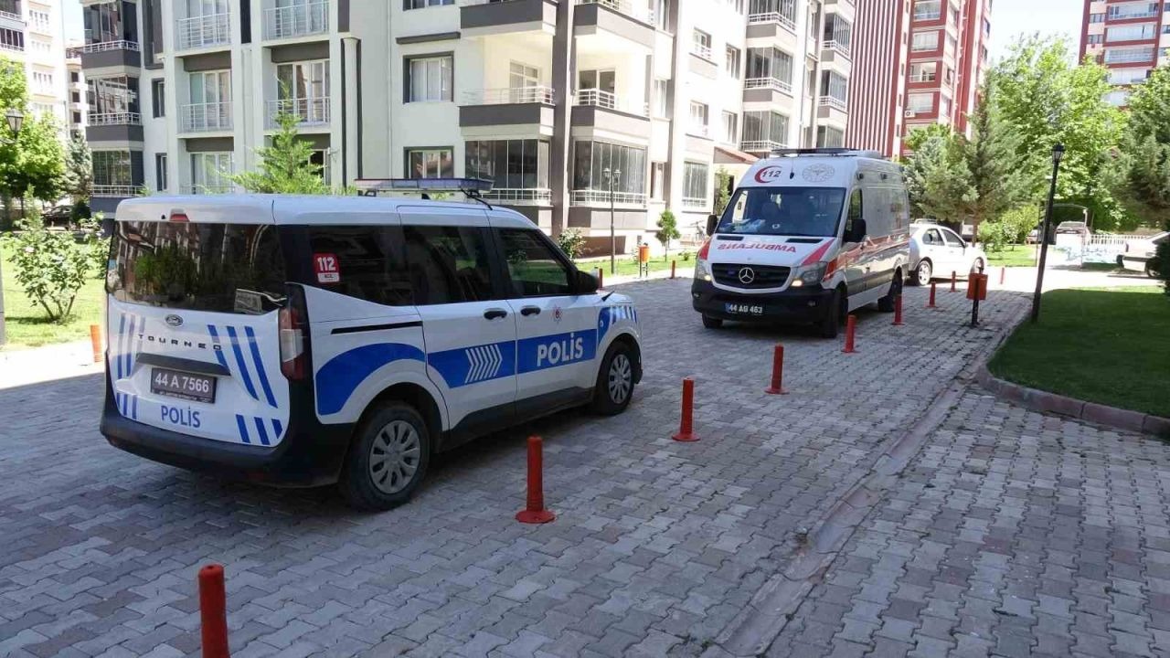 44 yaşındaki şahıs evinde ölü bulundu