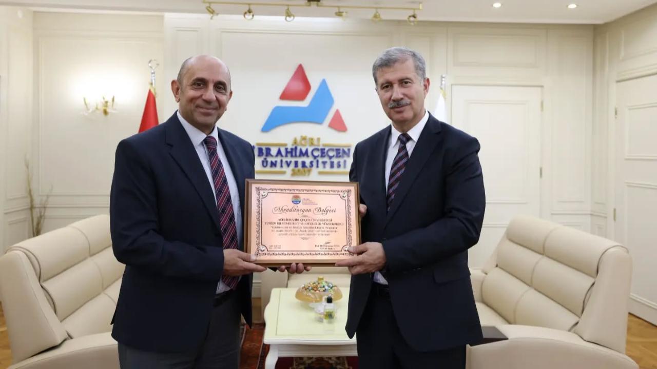 AİÇÜ’nün Gastronomi eğitimine akreditasyon başarısı
