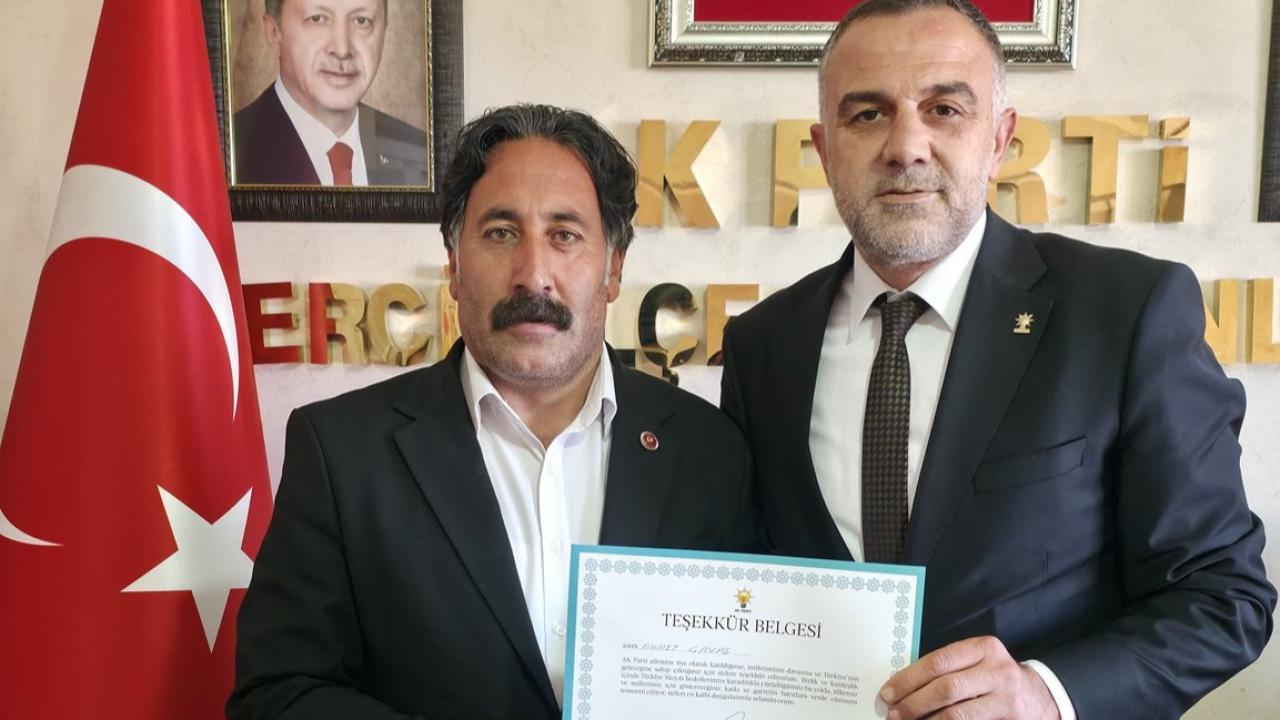 AK Parti Erciş Teşkilatından Üyelere Teşekkür Belgesi
