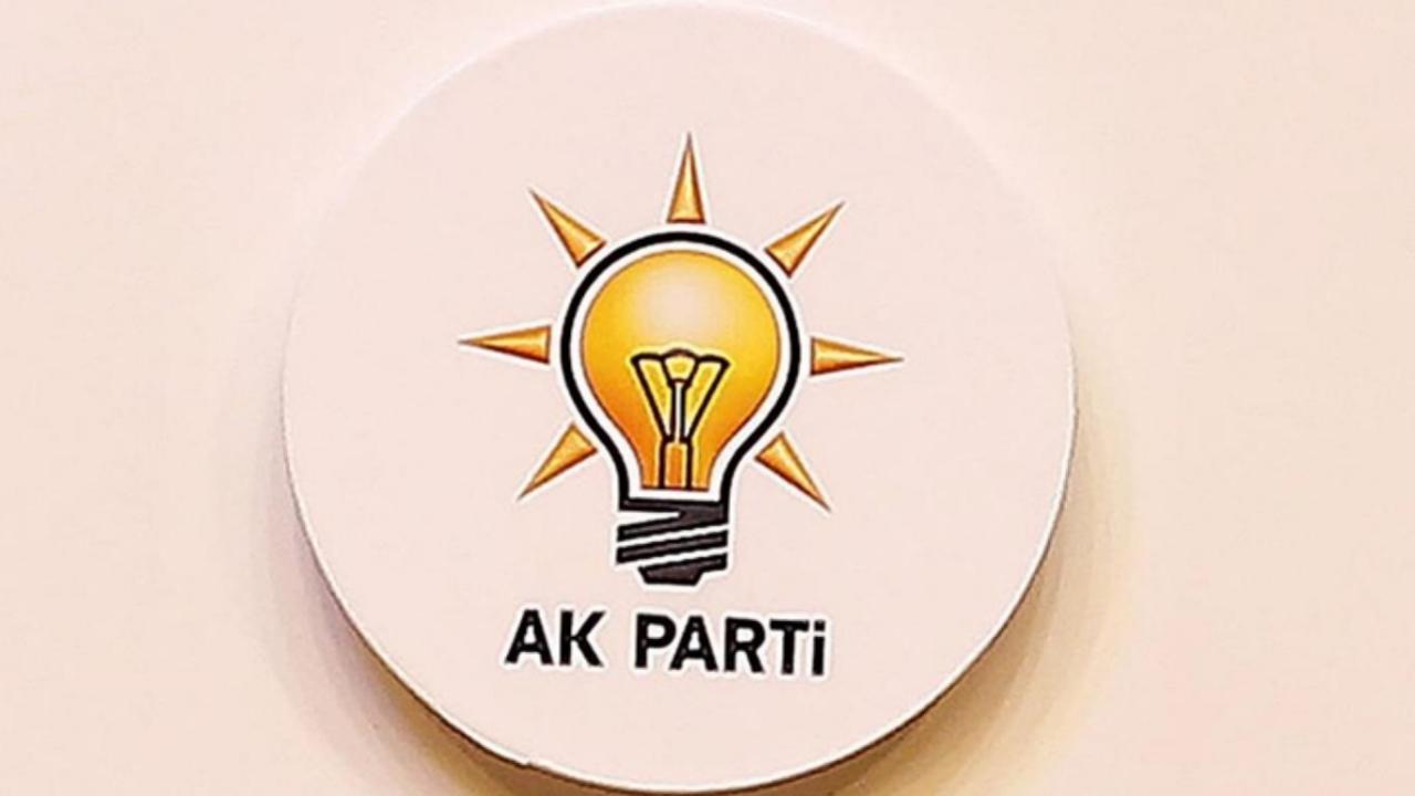 AK Parti’de 4 İlde Görev Değişimi